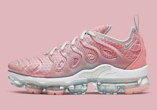 Nike Air VaporMax Plus WMS-01