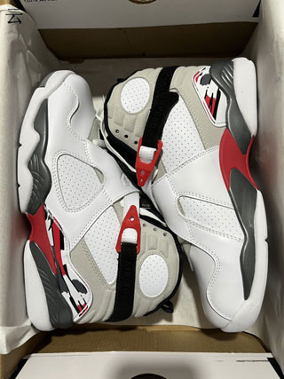 Air Jordan 8 Retro-24