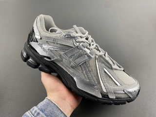 New Balance 1906R