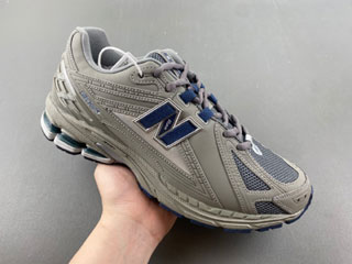 New Balance 1906R