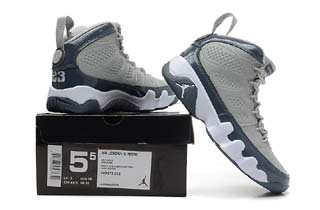 Air Jordan 9 Women Retro-12