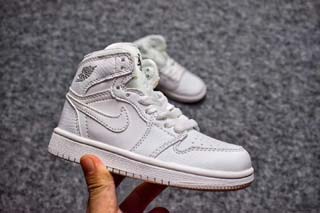 Air Jordan 1 Retro Kid shoes-5