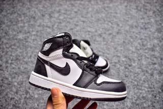 Air Jordan 1 Retro Kid shoes-3