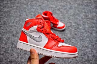 Air Jordan 1 Retro Kid shoes-1