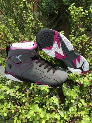 Air Jordan 7 Women Retro-25