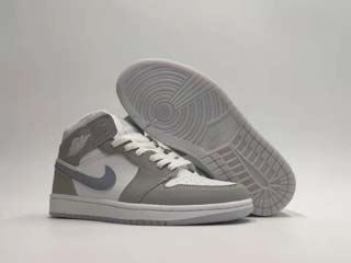 Air Jordan 1 Women Retro-50